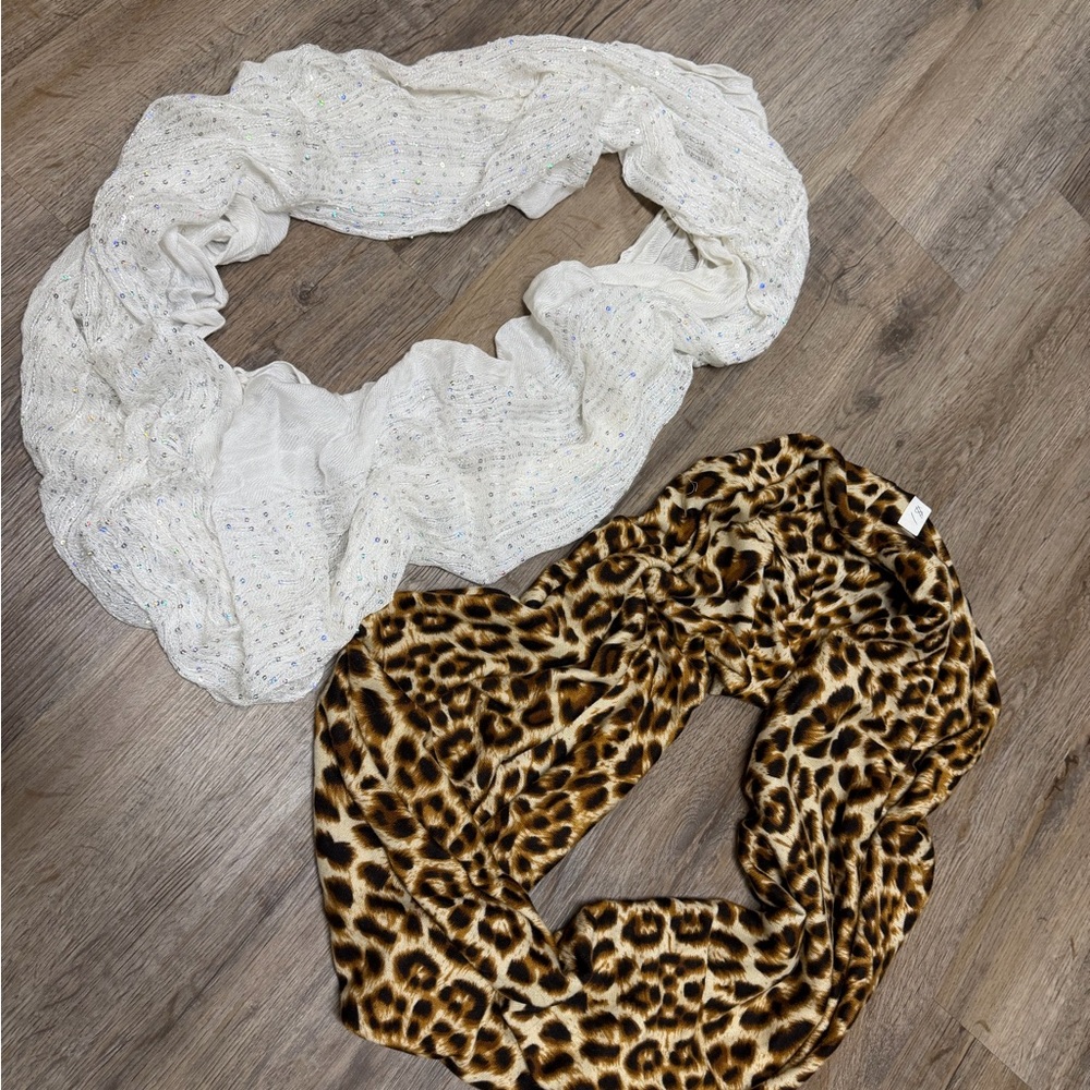 Colorful Patterned Scarves Set - Picture 10 of 12